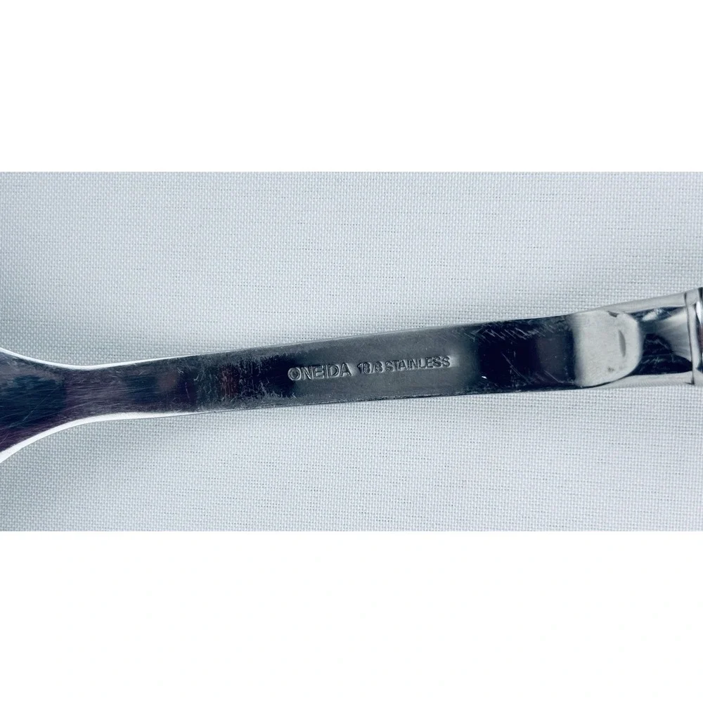 Oneida 18 stainless